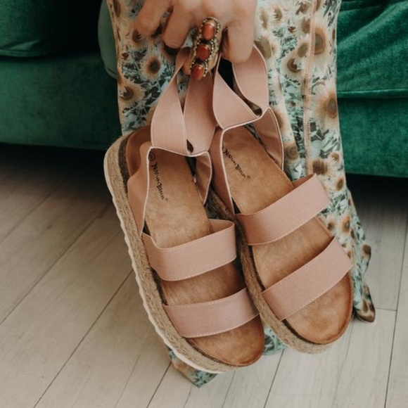 PLATFORM SANDALS ***ONE LEFT - Picture 4 of 4